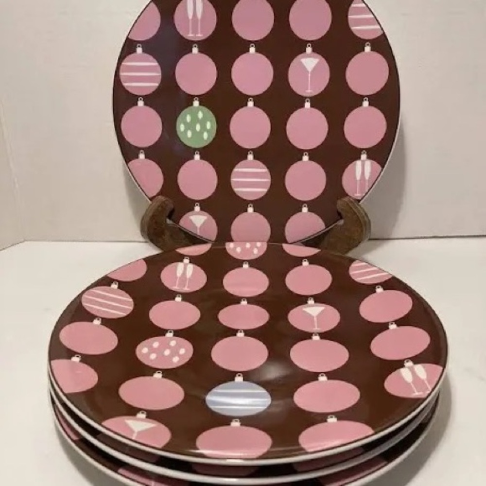 Sakura Yuletide stoneware plates